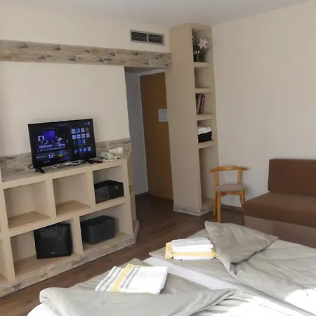 Karolina Apartman Apartment